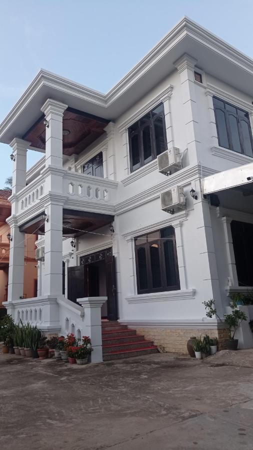 Inthavong Hotel/Guest House Vang Vieng Ngoại thất bức ảnh