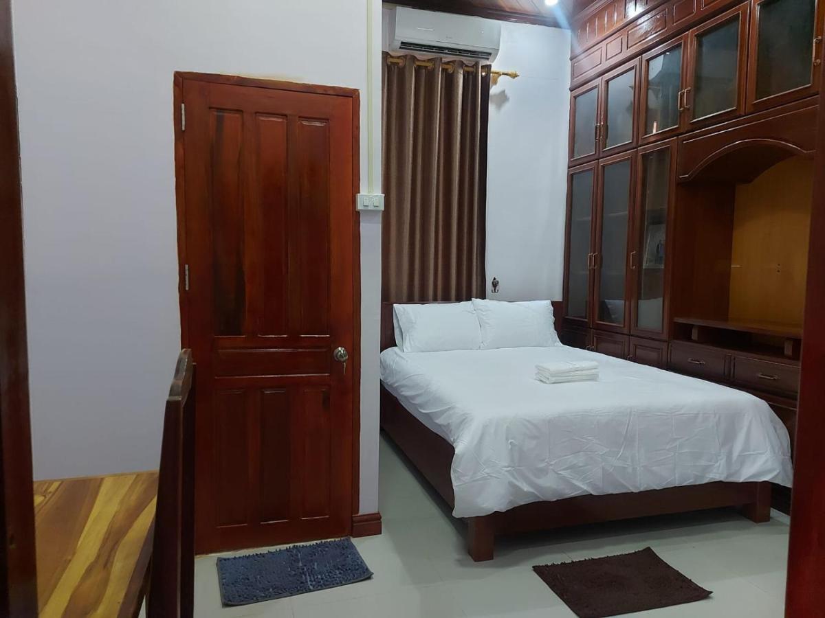 Inthavong Hotel/Guest House Vang Vieng Ngoại thất bức ảnh